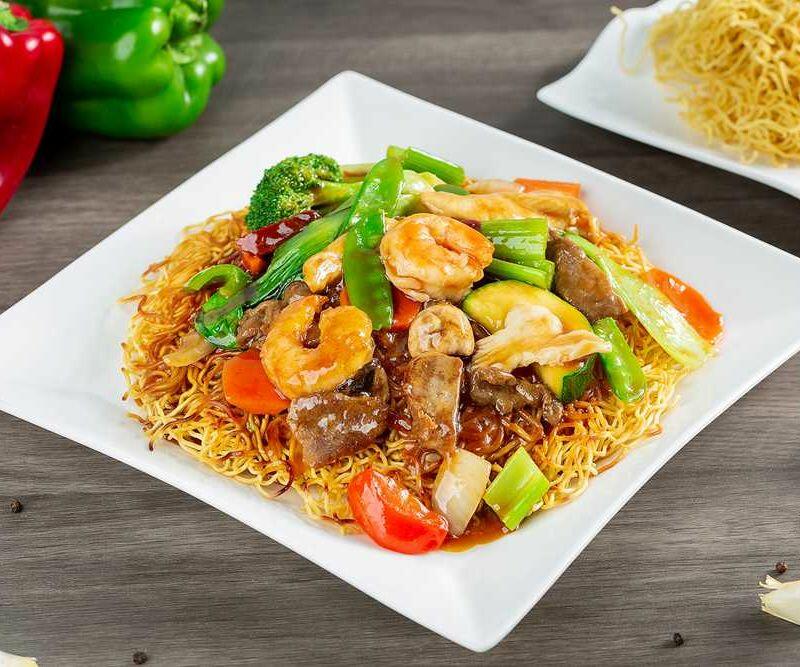 Combination Hong Kong Style Chow Mein
